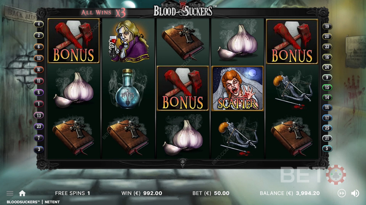 3 бонусных символа в правильных позициях запускают бонусную игру в слоте Blood Suckers