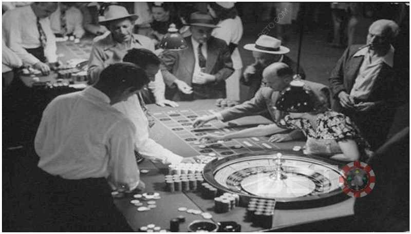 В голливудских фильмах много сцен с казино, в которых присутствует игра в рулетку