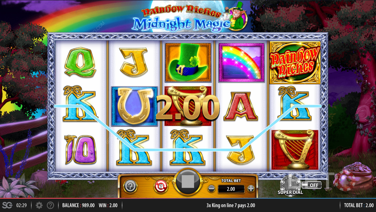 10 различных активных линий выплат в слоте Rainbow Riches Midnight Magic