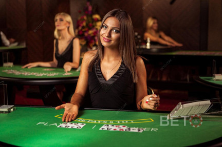 Проверьте свои навыки в онлайн-казино с блэкджеком. Играйте в блэкджек против реальных дилеров.